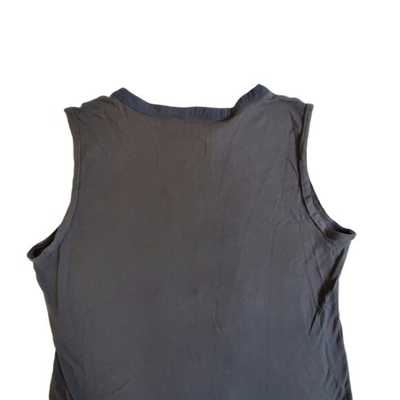 Ann Taylor LOFT gray v neck sleeveless top sz L - Picture 4 of 10